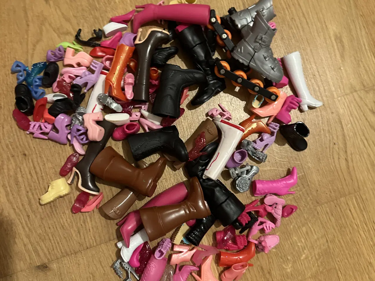 Billede 6 - Barbie dukker