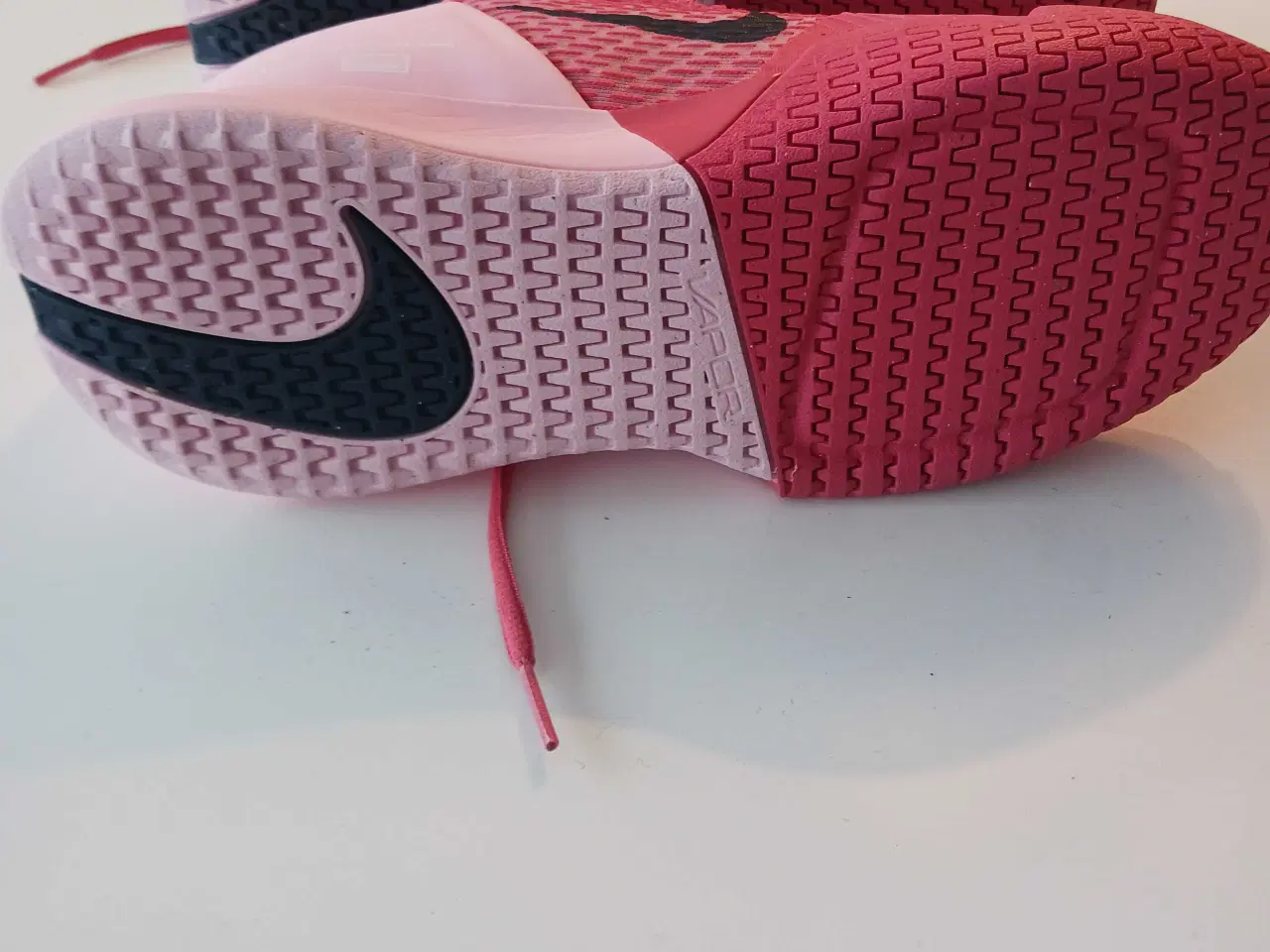 Billede 2 - Tennissko str 38