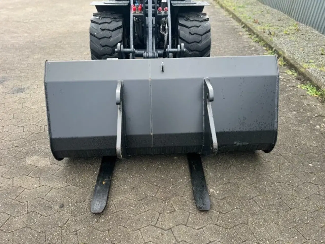 Billede 14 - Kubota RT280 - Kabine / Skovl & gafler