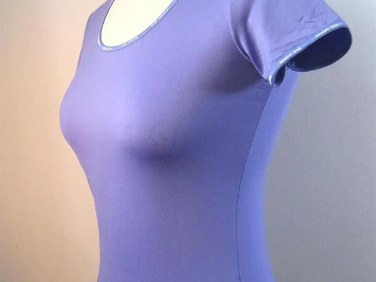 Billede 3 - Dolce & Gabbana, bluse, str M