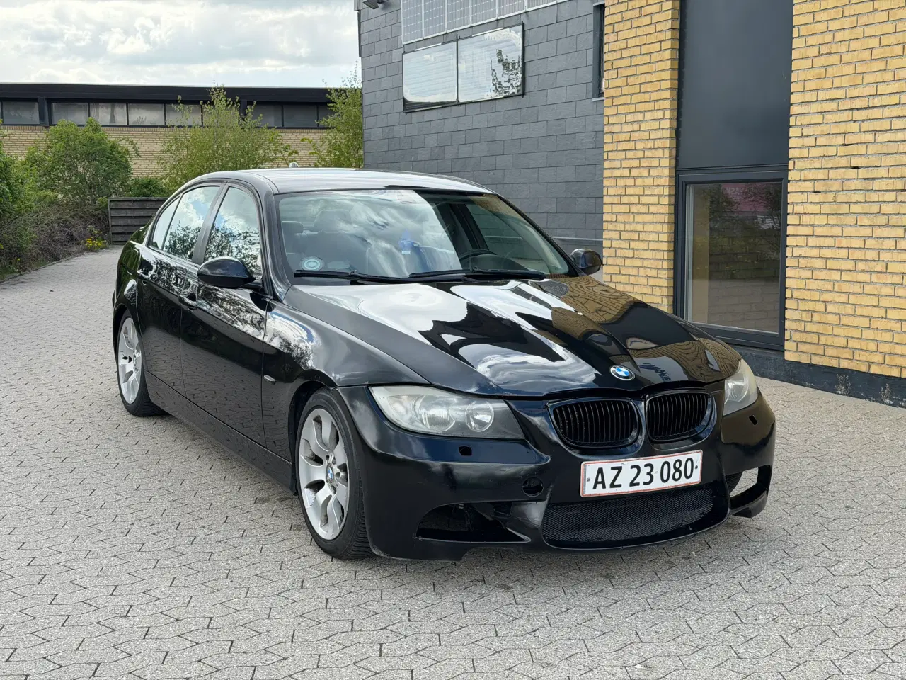 Billede 1 - BMW E90 320i manuelt 2005