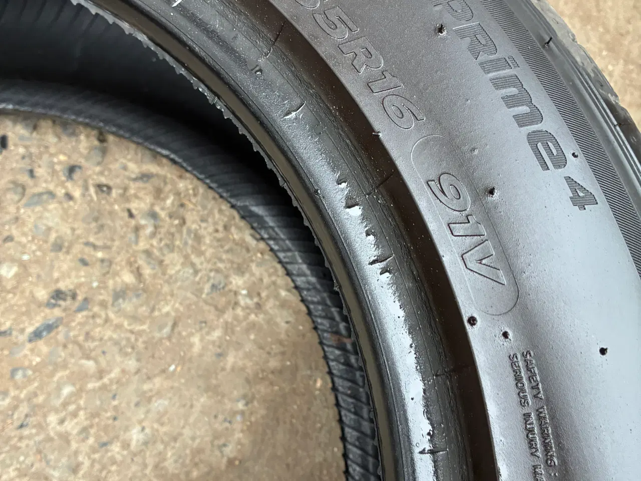 Billede 5 - 2 næsten nye sommerdæk