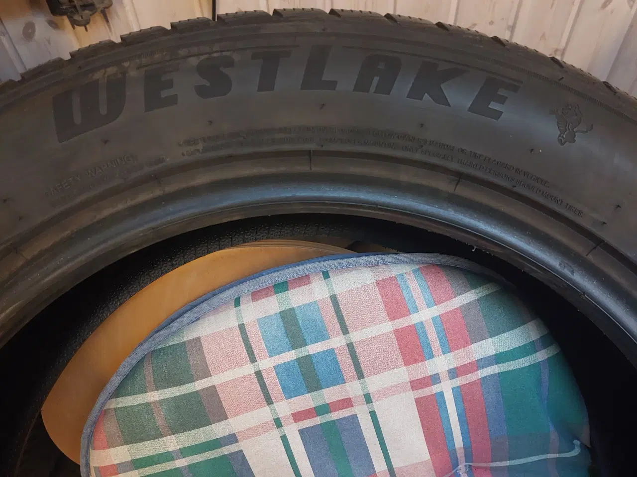 Billede 1 - 4 vinterdæk West Lake zuper snow