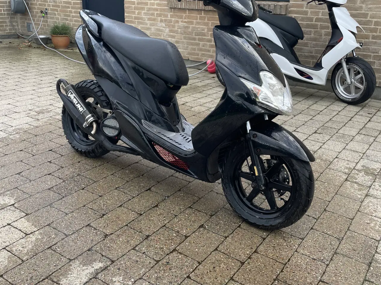 Billede 1 - Yamaha jog r