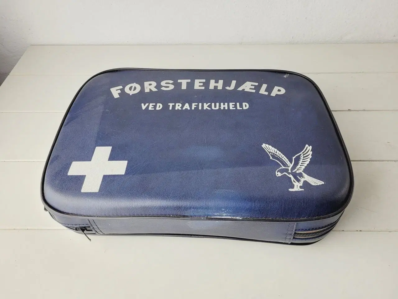 Billede 6 - ⭐️- Sjælden Vintage FALCK Førstehjælpskuffert