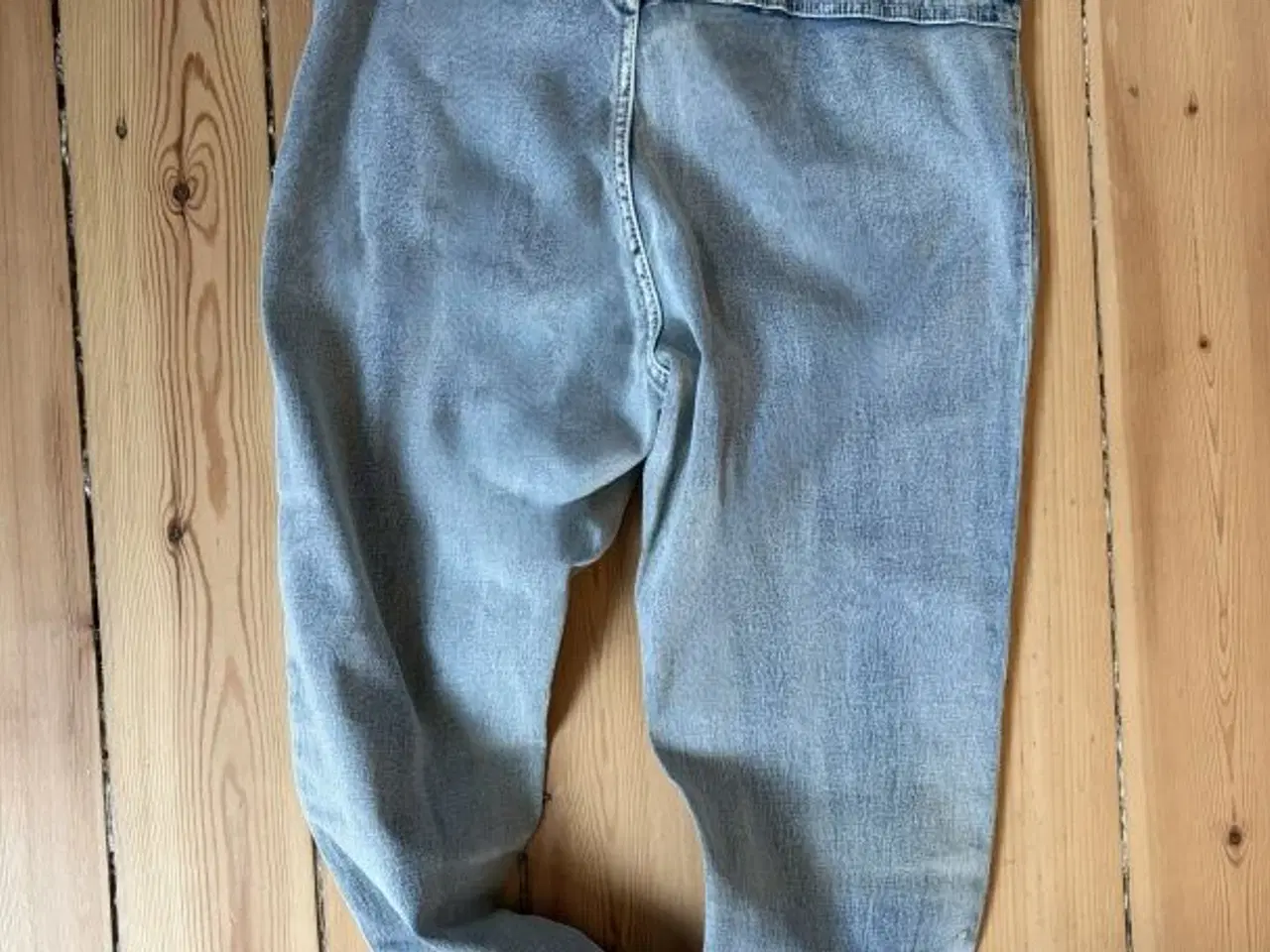 Billede 6 - Helt nye jeggins med sattleback