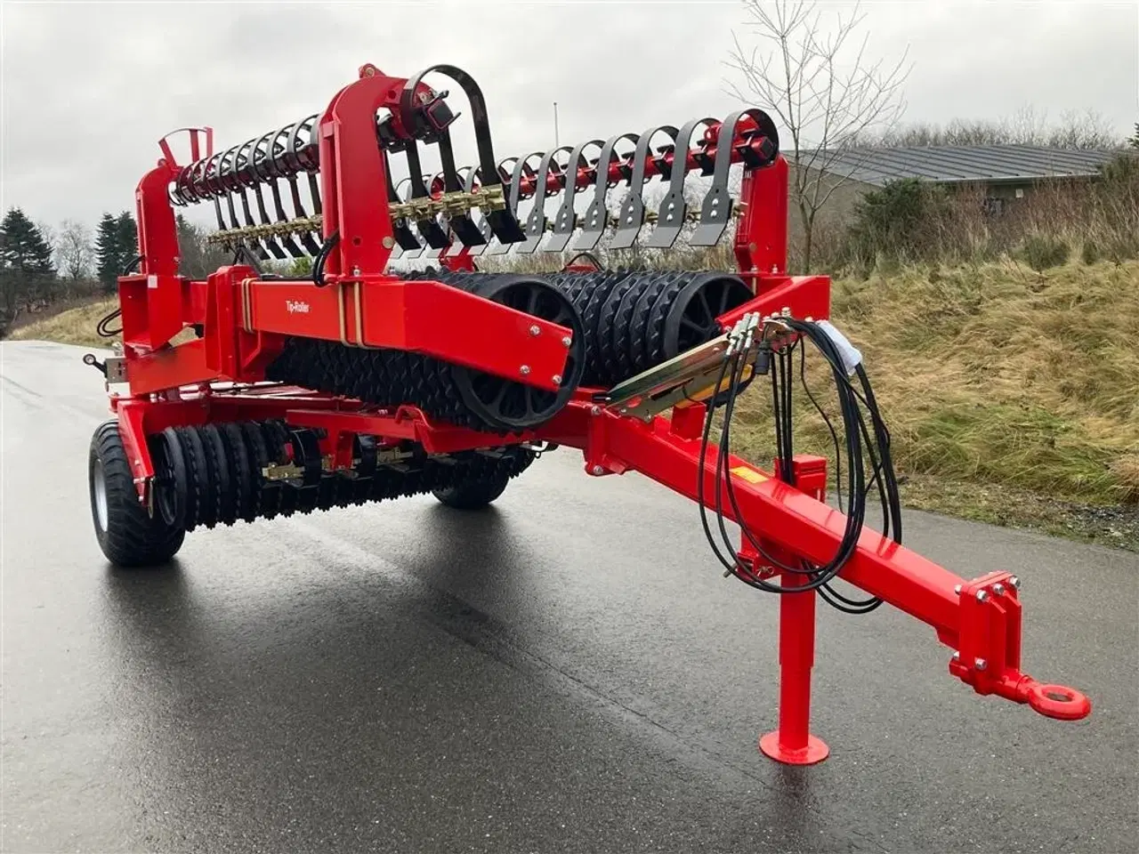 Billede 11 - HE-VA HE-VA TIP ROLLER 8.20 m. Spring-Active-Transfer System - som er en fjederaktiveret vægtoverføring.