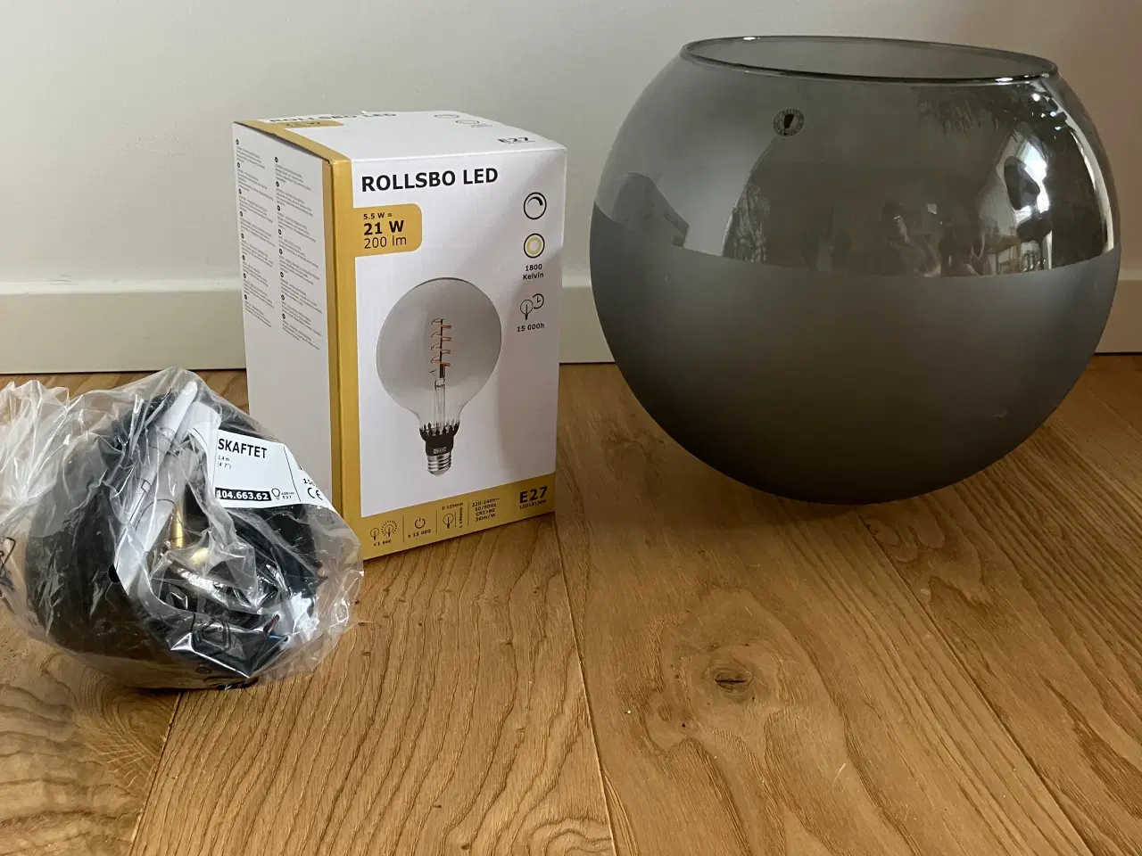 Billede 1 - Lampe fra Ikea. Incl original pære.