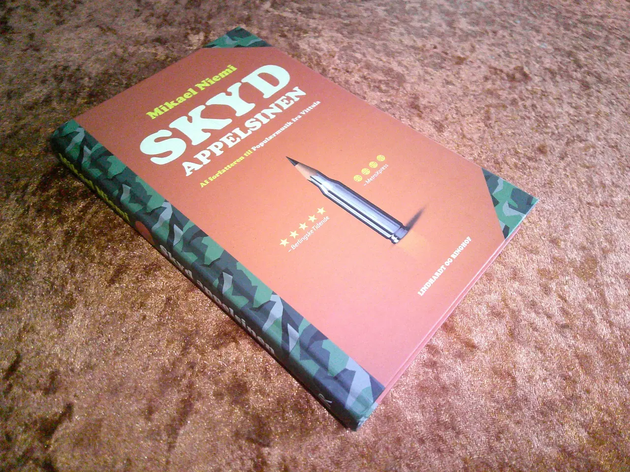 Billede 1 - Skyd appelsinen, Mikael Niemi,