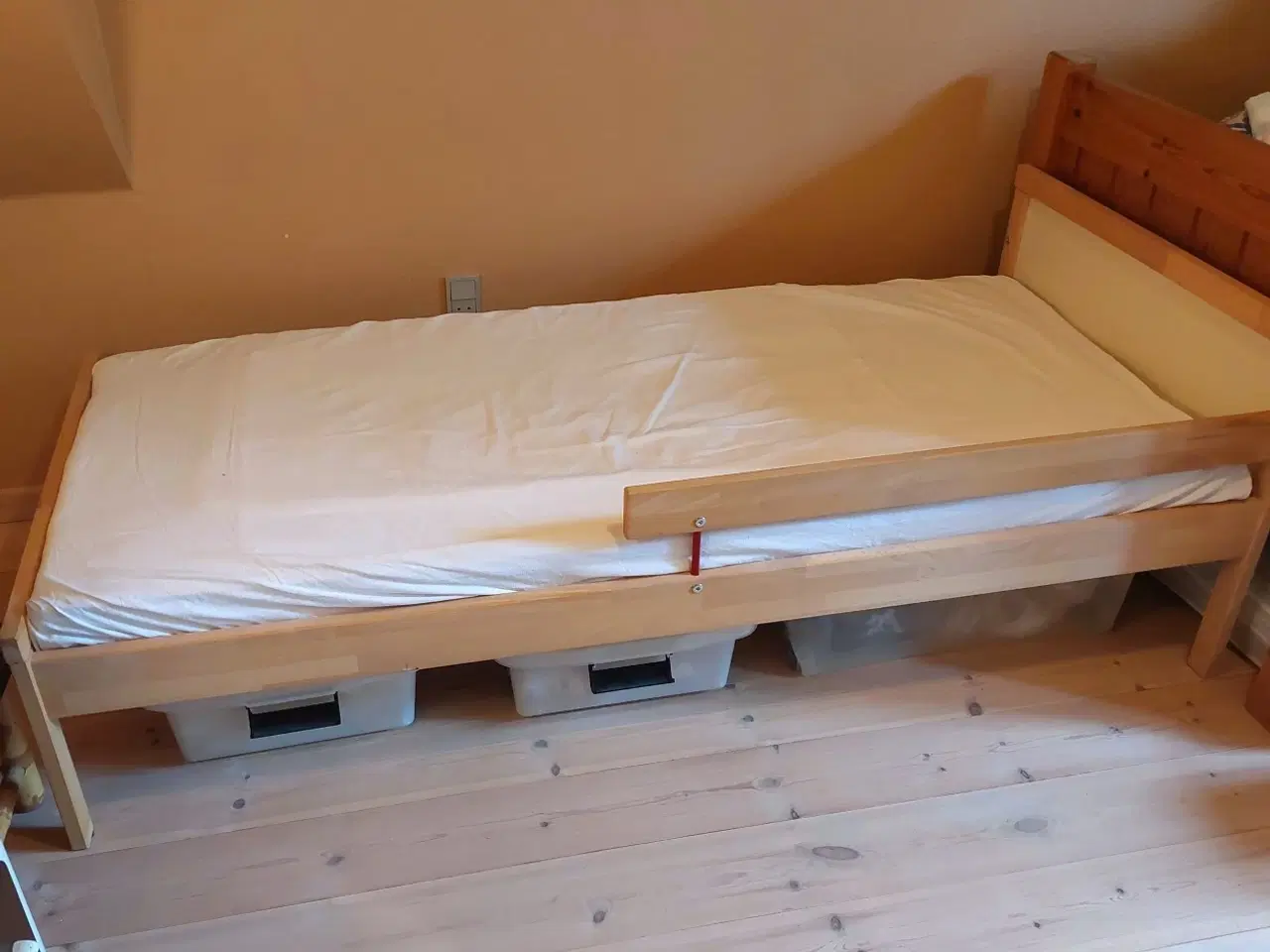 Billede 2 - Juniorseng og madras - Sniglar Ikea