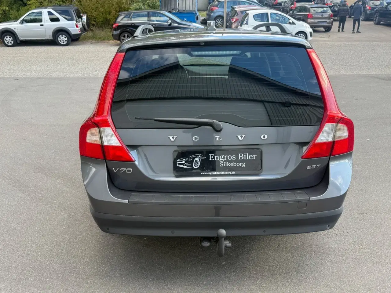 Billede 5 - Volvo V70 2,5 T Momentum aut.