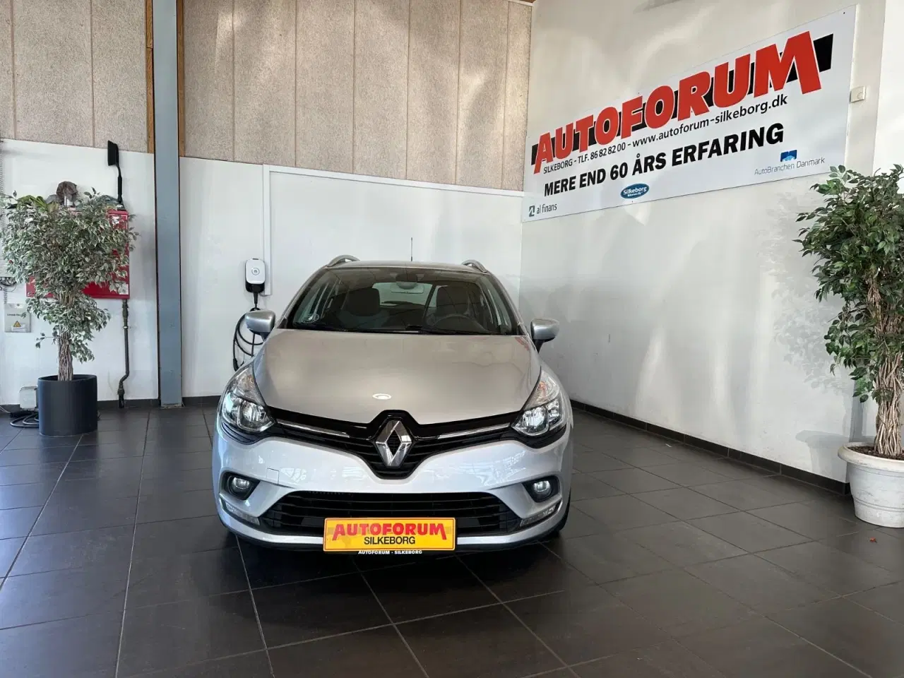 Billede 2 - Renault Clio IV 0,9 TCe 90 Zen Sport Tourer Van