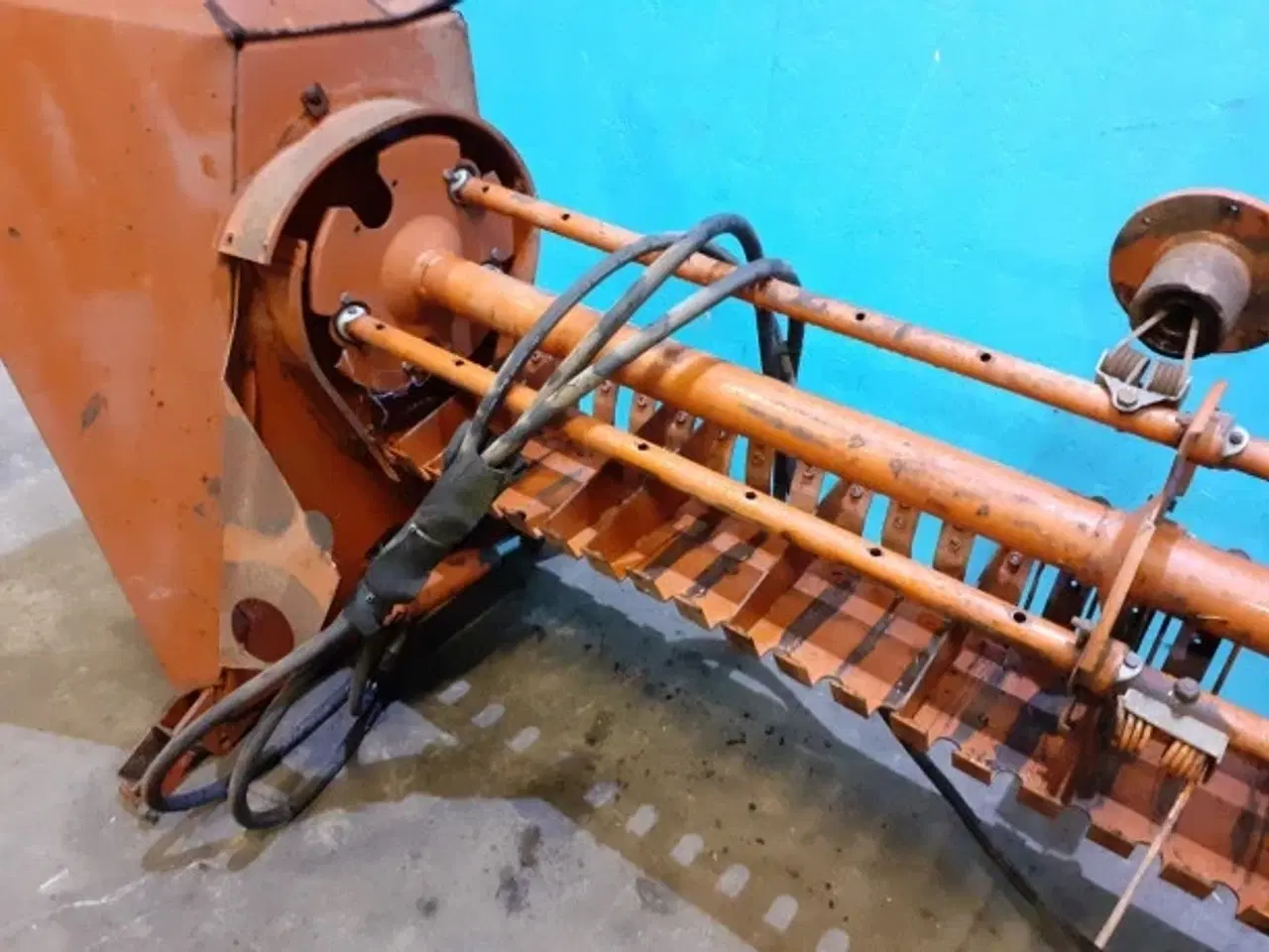 Billede 4 - Hesston 4700 Pickup (130 finger)