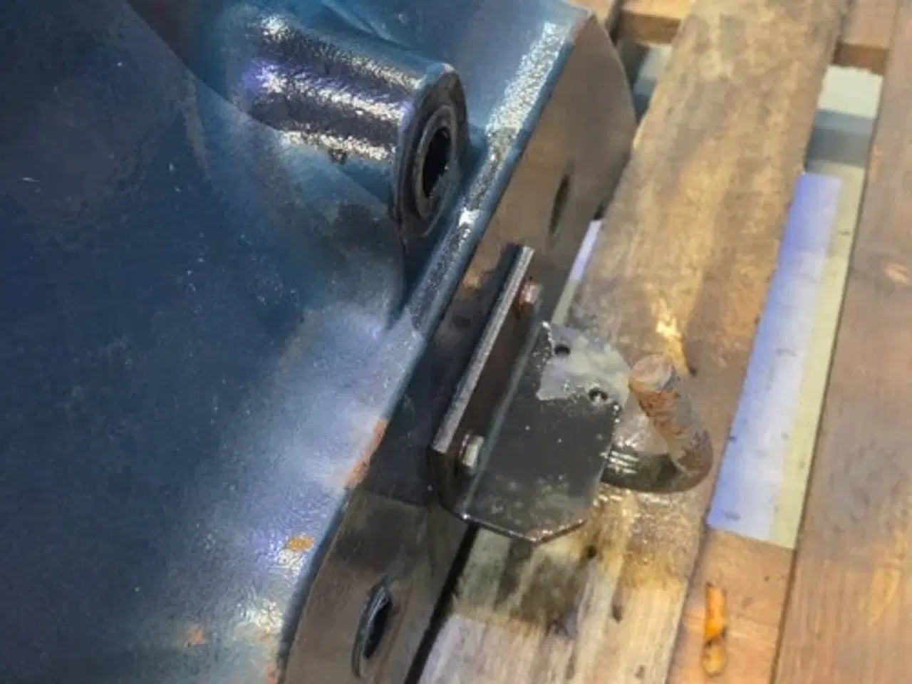 Billede 9 - New Holland T7 Frontvægt Holder 84232748