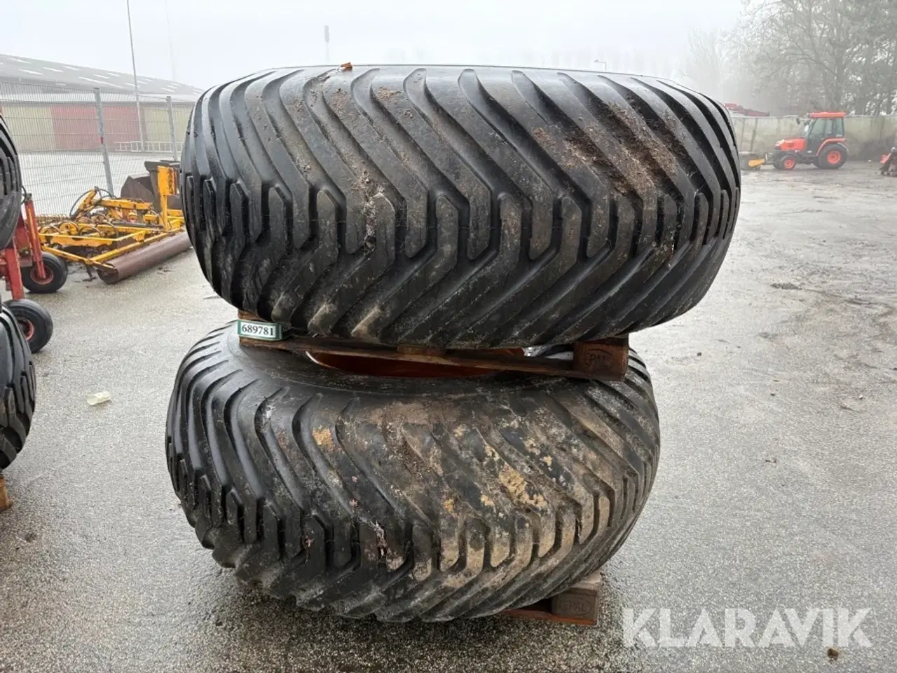 Billede 2 - Traktordæk Alliance Flotation 328 - 2 styk