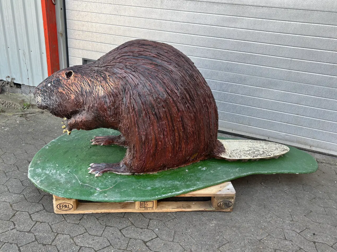 Billede 9 - Kæmpe bæver figur fra butik - 220 cm lang