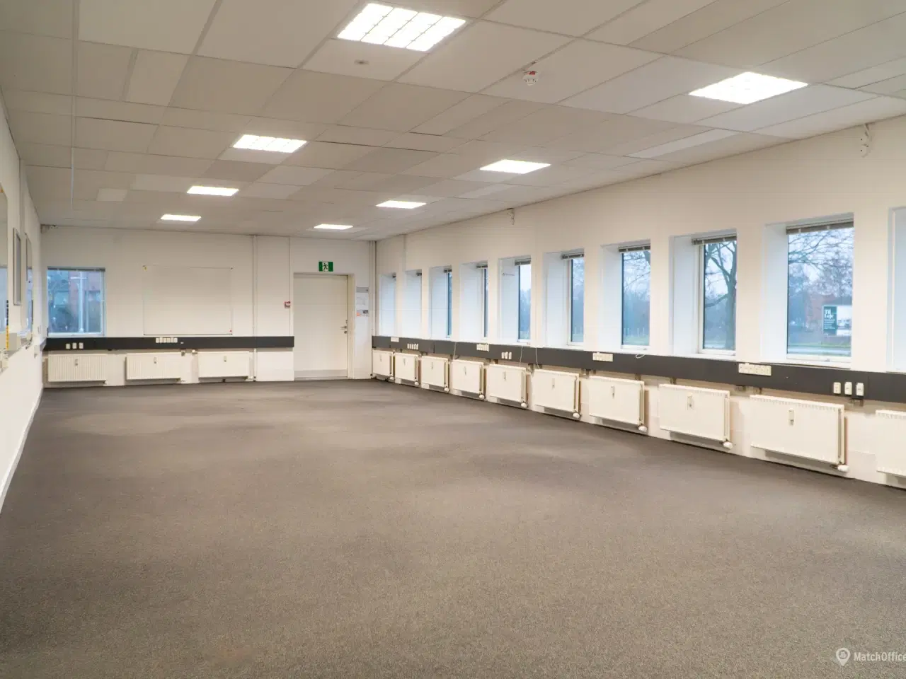 Billede 10 - Kombineret kontor. lager & laboratorie i Lautrupparken