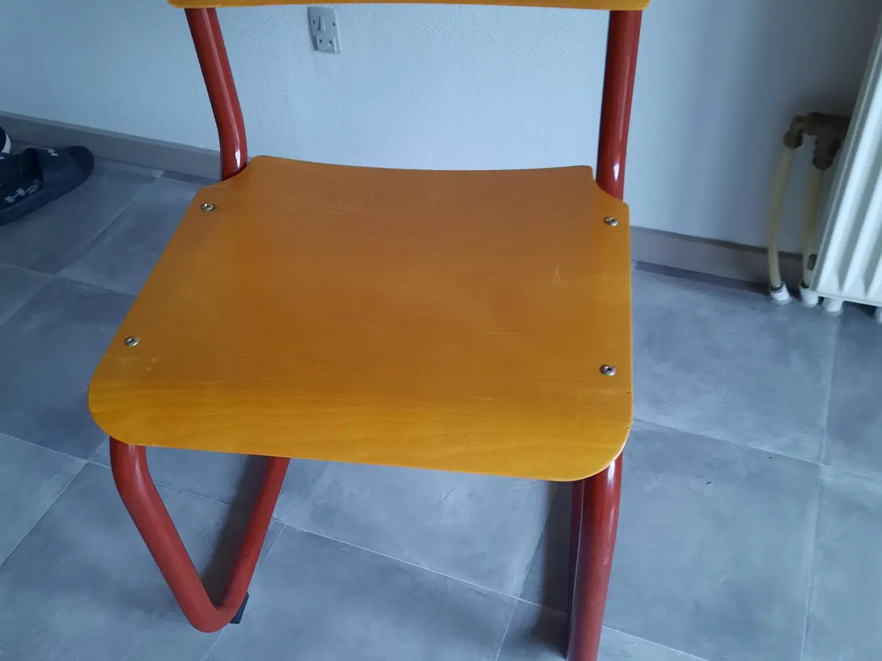 Billede 1 - Kantinestol