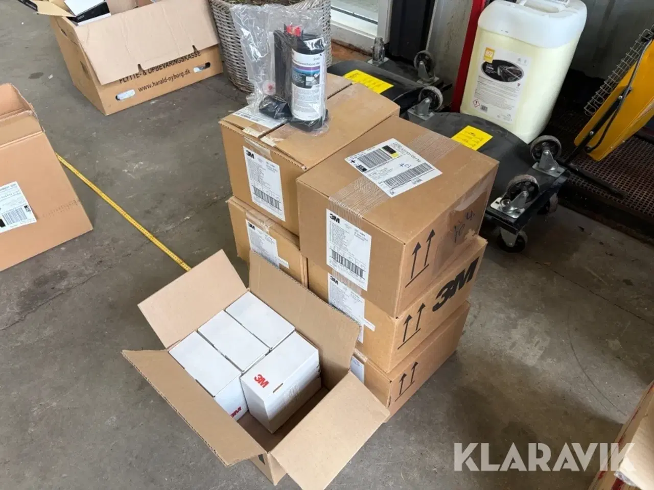 Billede 2 - Spartelmasse 3M Filler 6 kasser med 6 flasker i hver kasse