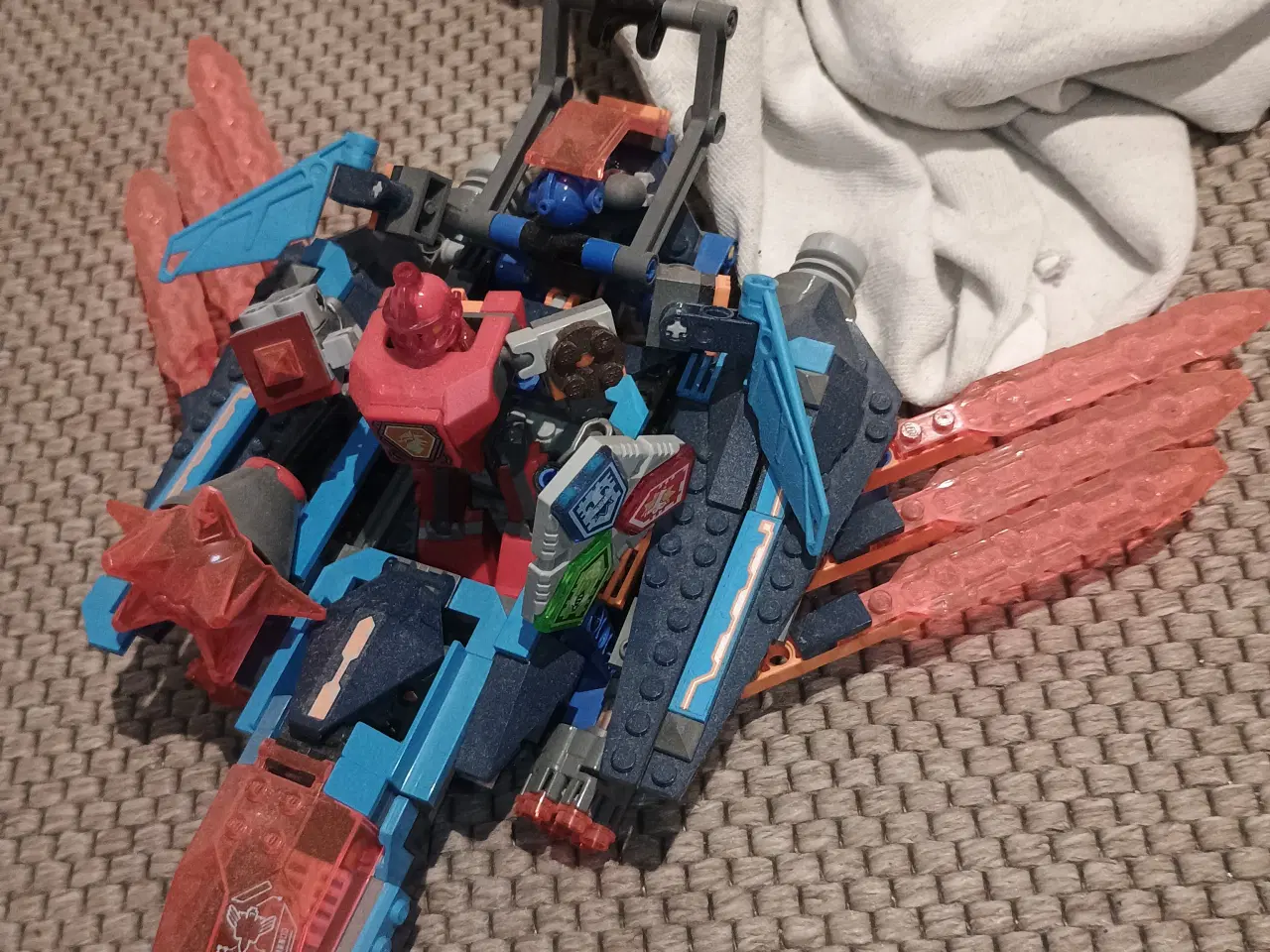 Billede 8 - Lego sæt, mest nexo knight