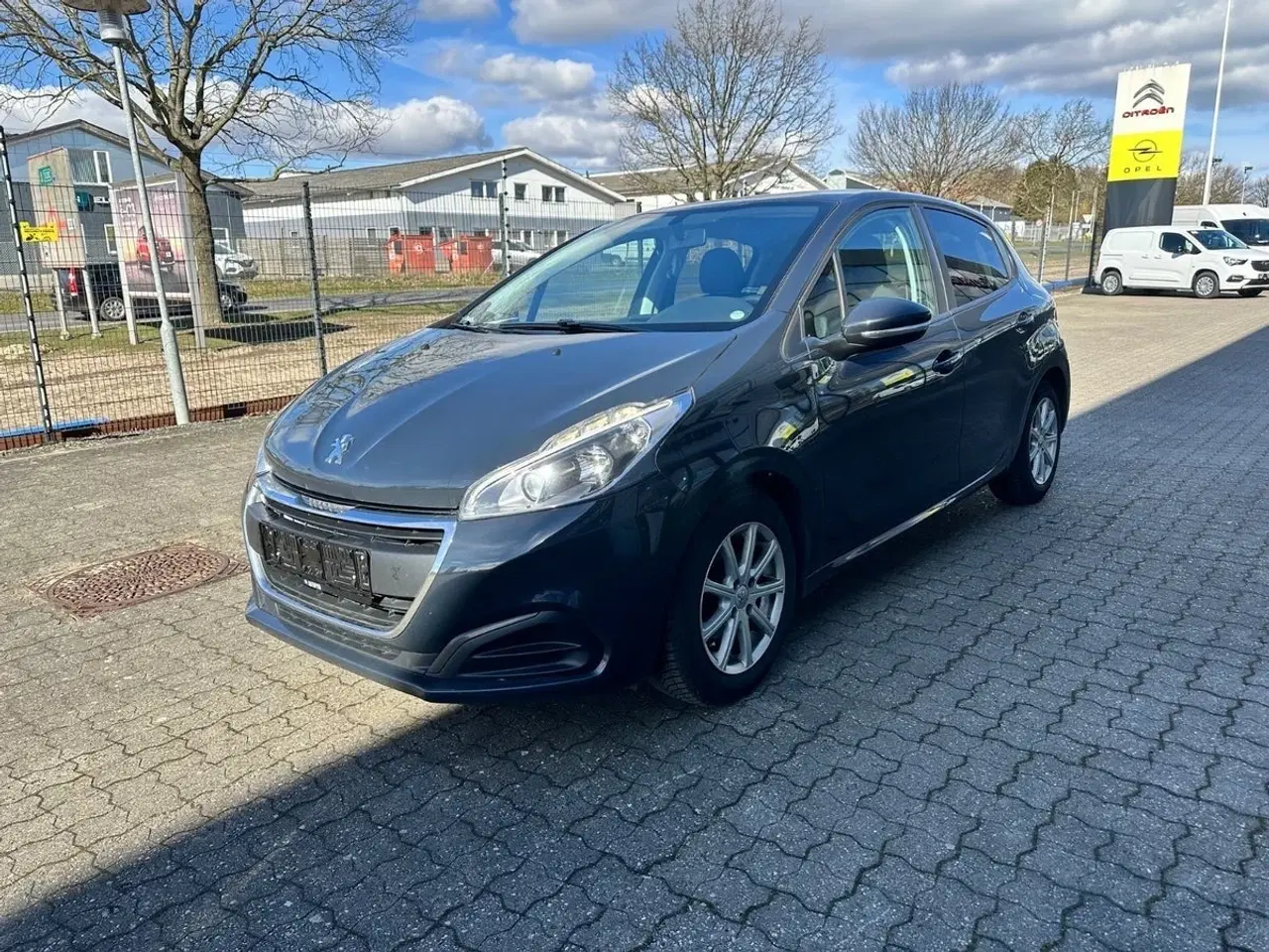 Billede 4 - Peugeot 208 1,2 e-VTi 82 Envy ESG