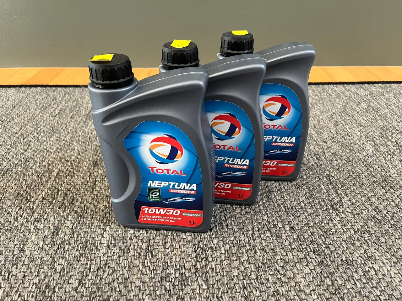 Billede 1 - motorolie til påhængsmotor Total Neptuna Speeder 