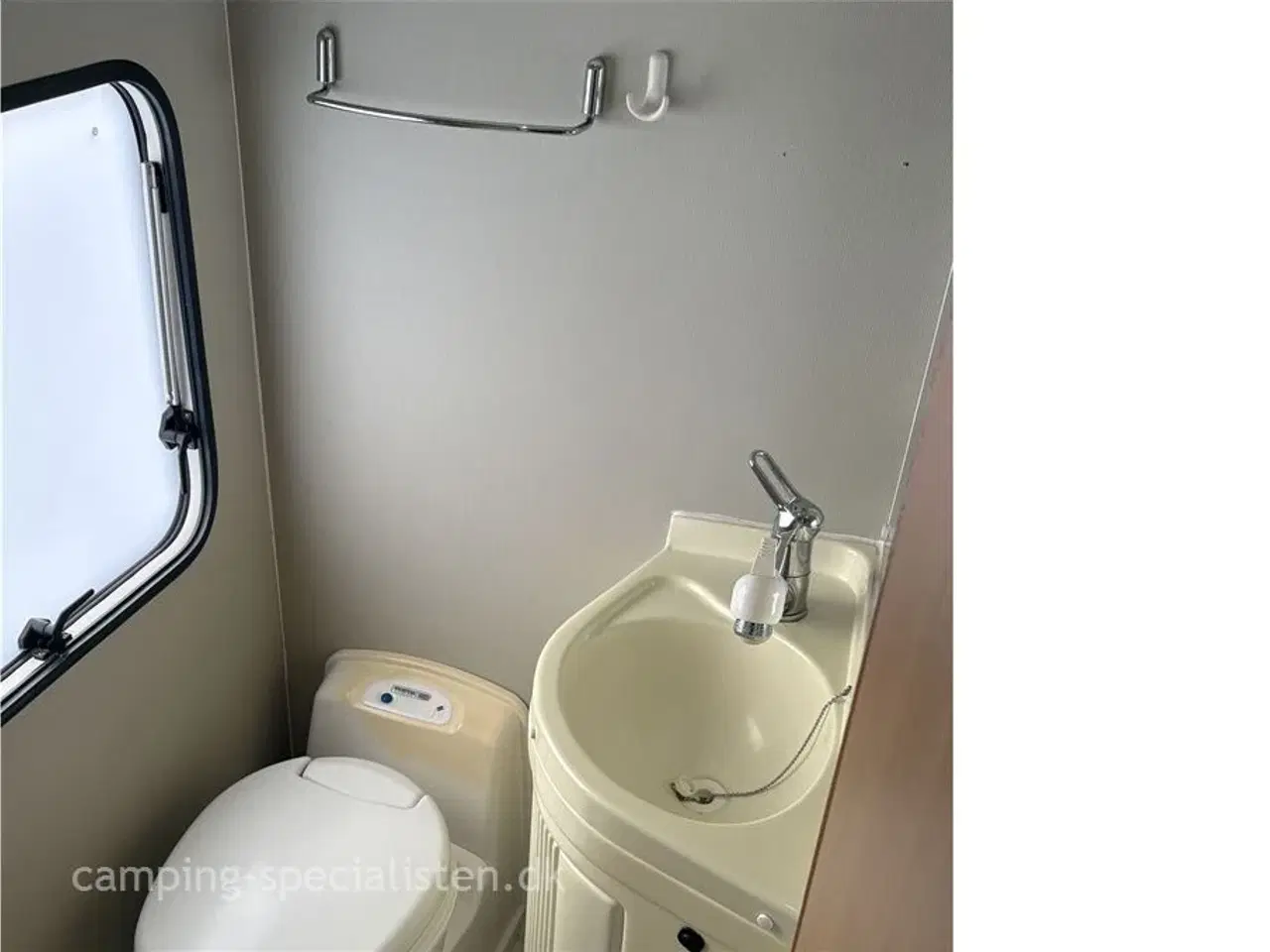 Billede 12 - 2007 - Elnagh Baron 120 L   Elnagh Baron 120L 2007 - Se den nu hos Camping-Specialisten.dk