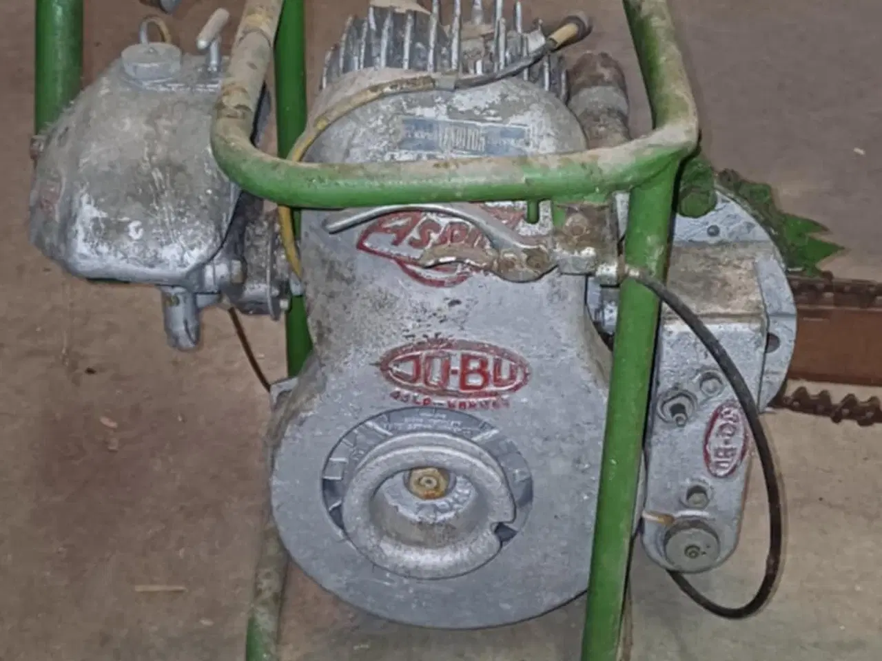 Billede 1 - Motorsave. Meget gamle.