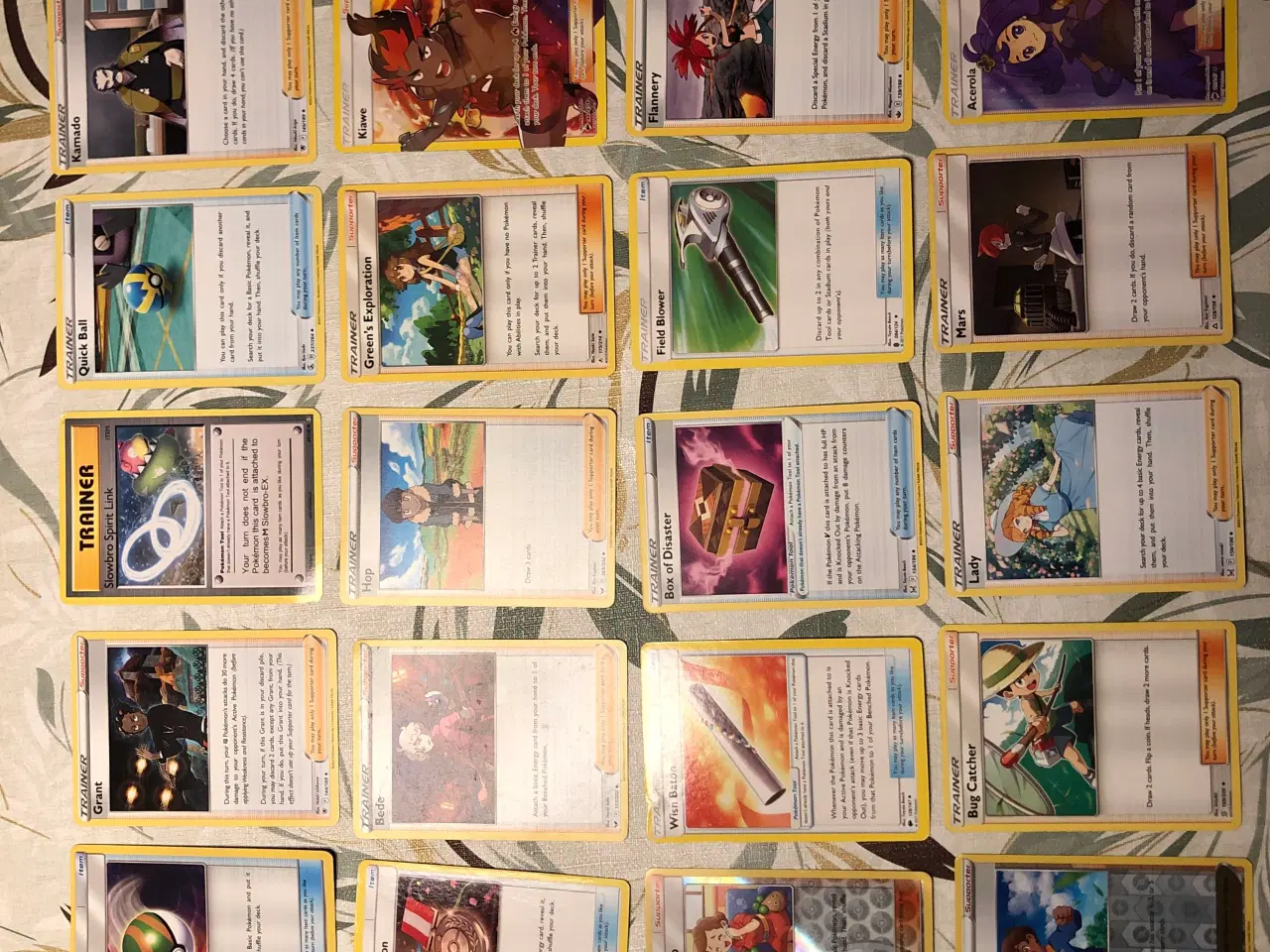 Billede 3 - Blandet pokemon kort med æske