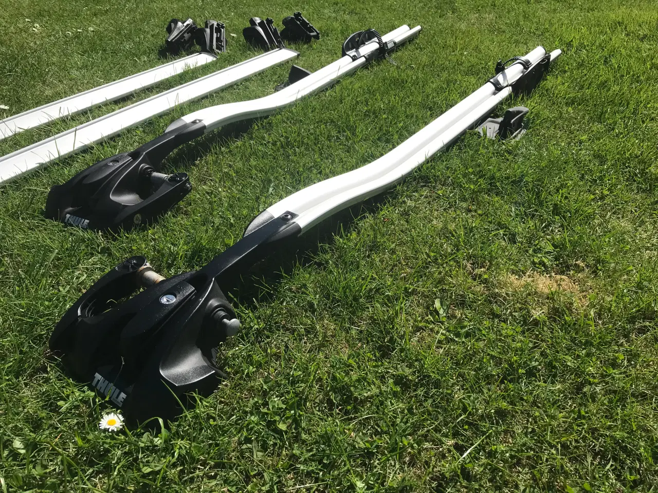 Billede 1 - Komplet cykelstativ til tagræling fra Thule