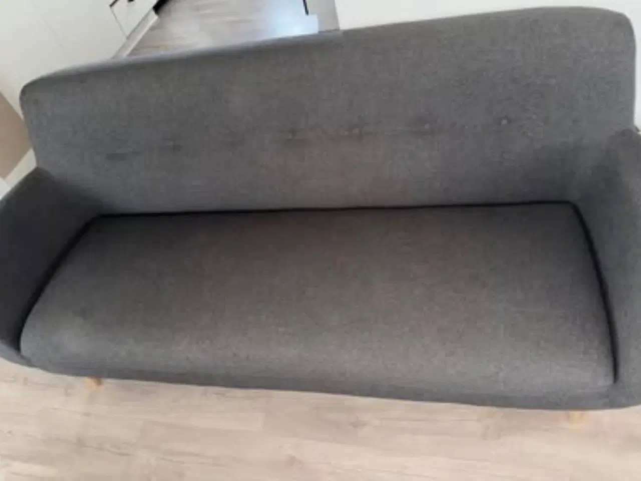 Billede 1 - Sofa i mørkegrå farve 