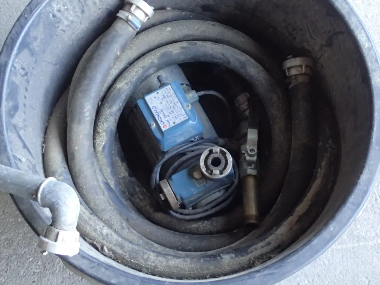Billede 3 - Diesel/fyringsolie og vand pumpeudstyr.