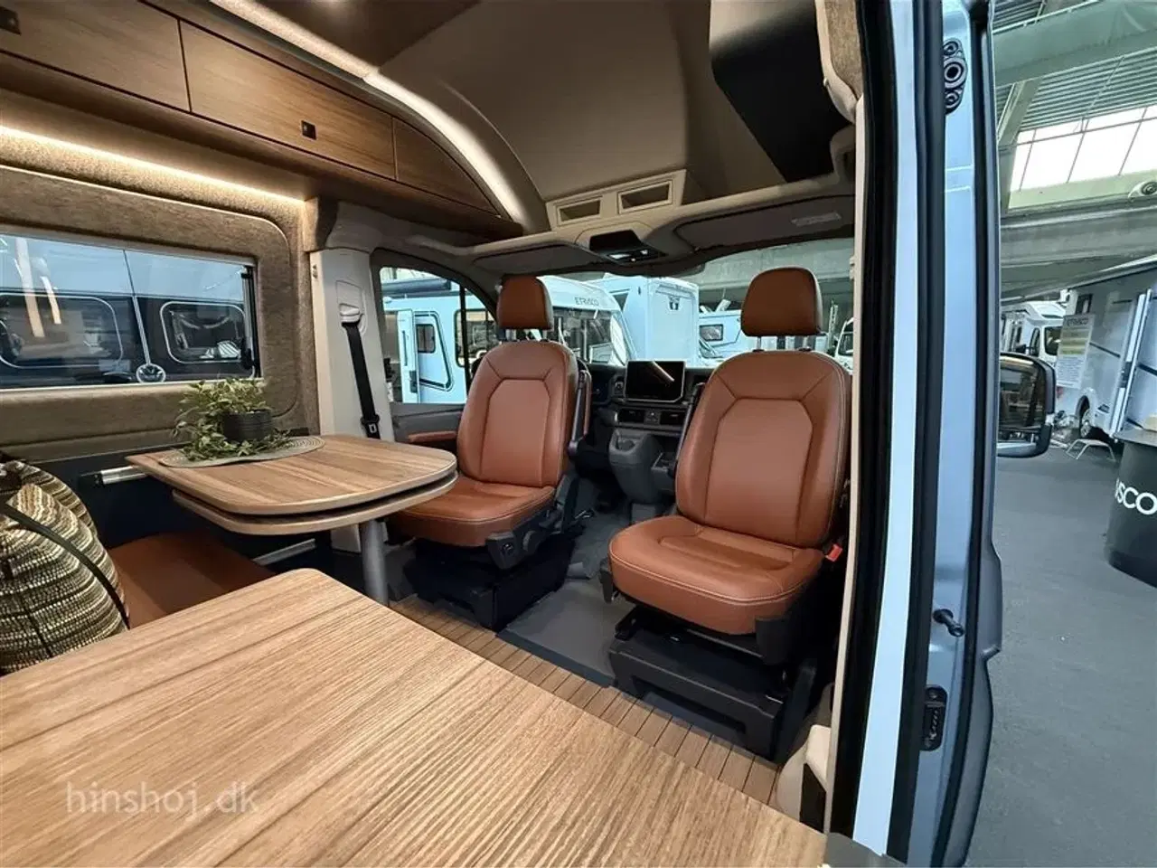 Billede 5 - 2026 - Eriba Car 600 Indium Grey Aut Eriba Car 600 Indium Grey 2026 fra Hinshøj Caravan