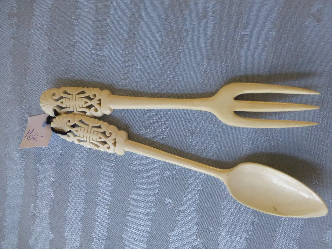 Billede 1 - Bestiksæt Udskåret ben L 20 cm