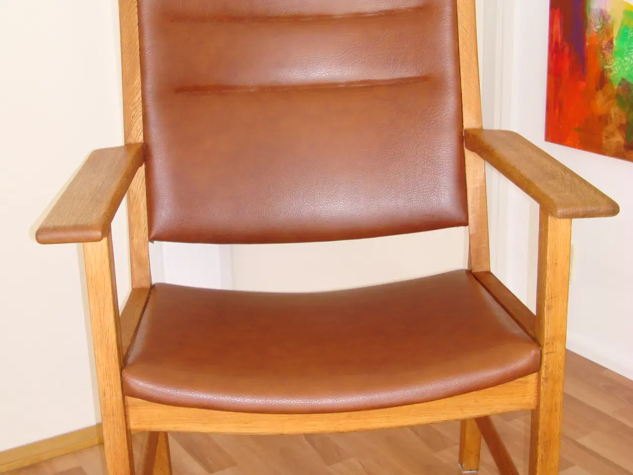 Billede 1 - Hans J. Wegner højrygget lænestol model AP50.