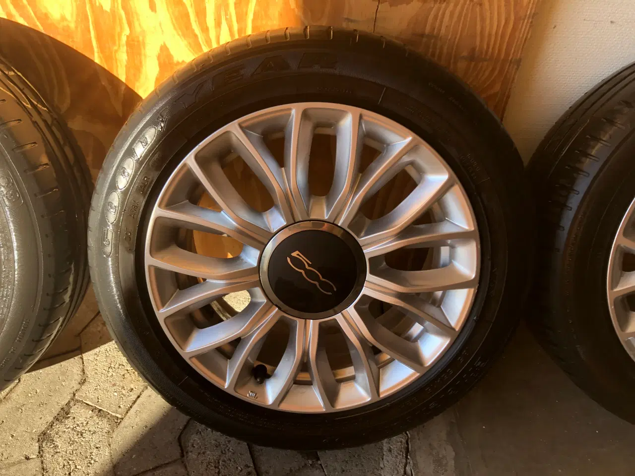 Billede 4 - Fiat 500 Lounge fælge