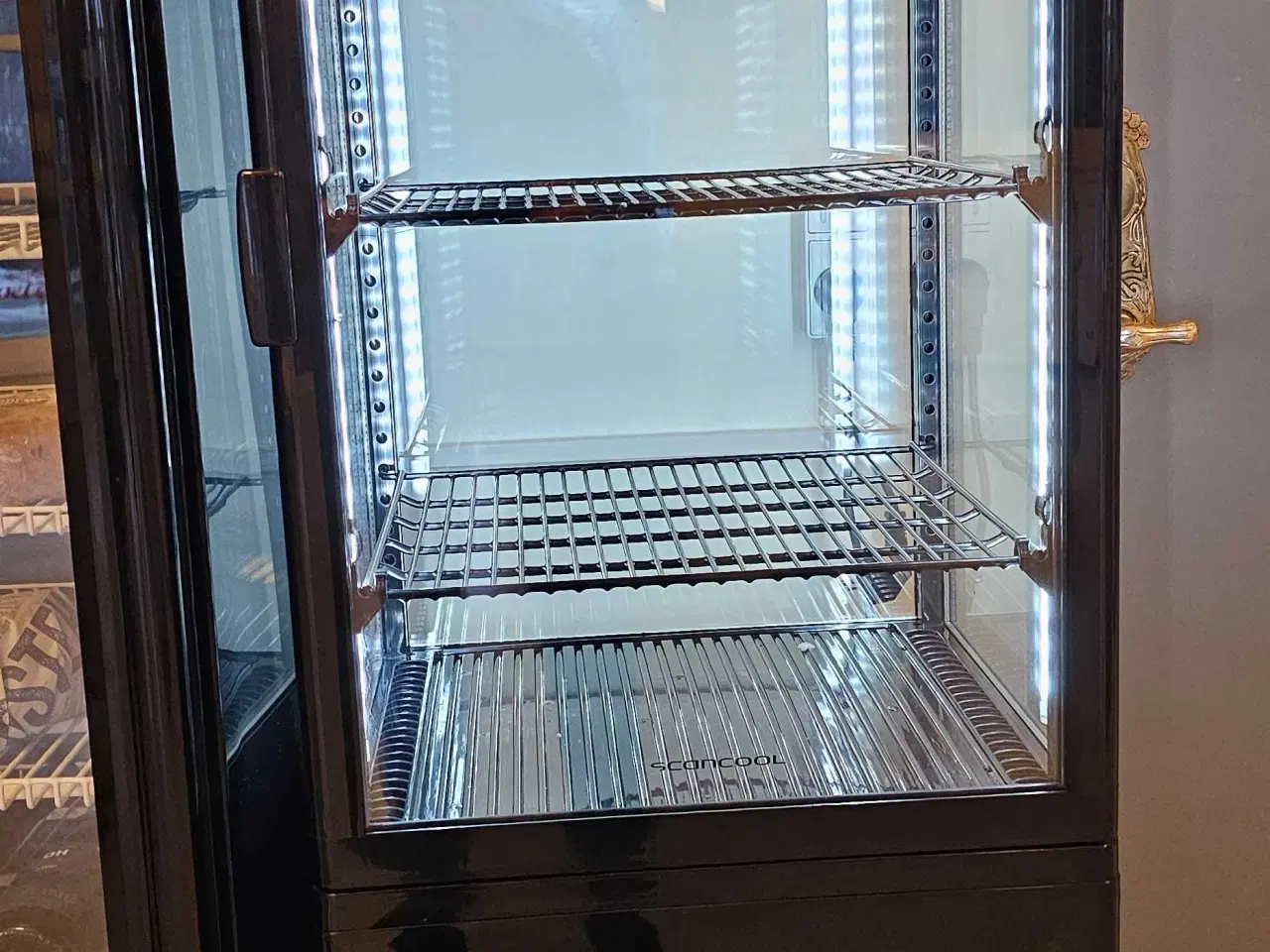 Billede 5 - Kølemontre til butik