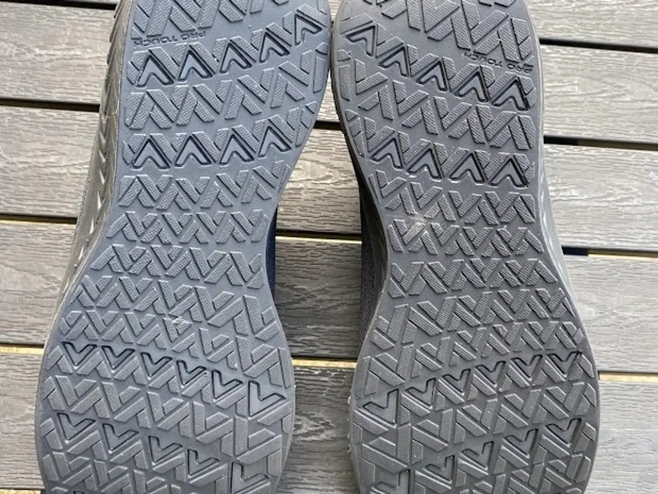 Billede 3 - ⭐️ Pro Touch OZ 1.0 Løbesko, sort - Str. 39