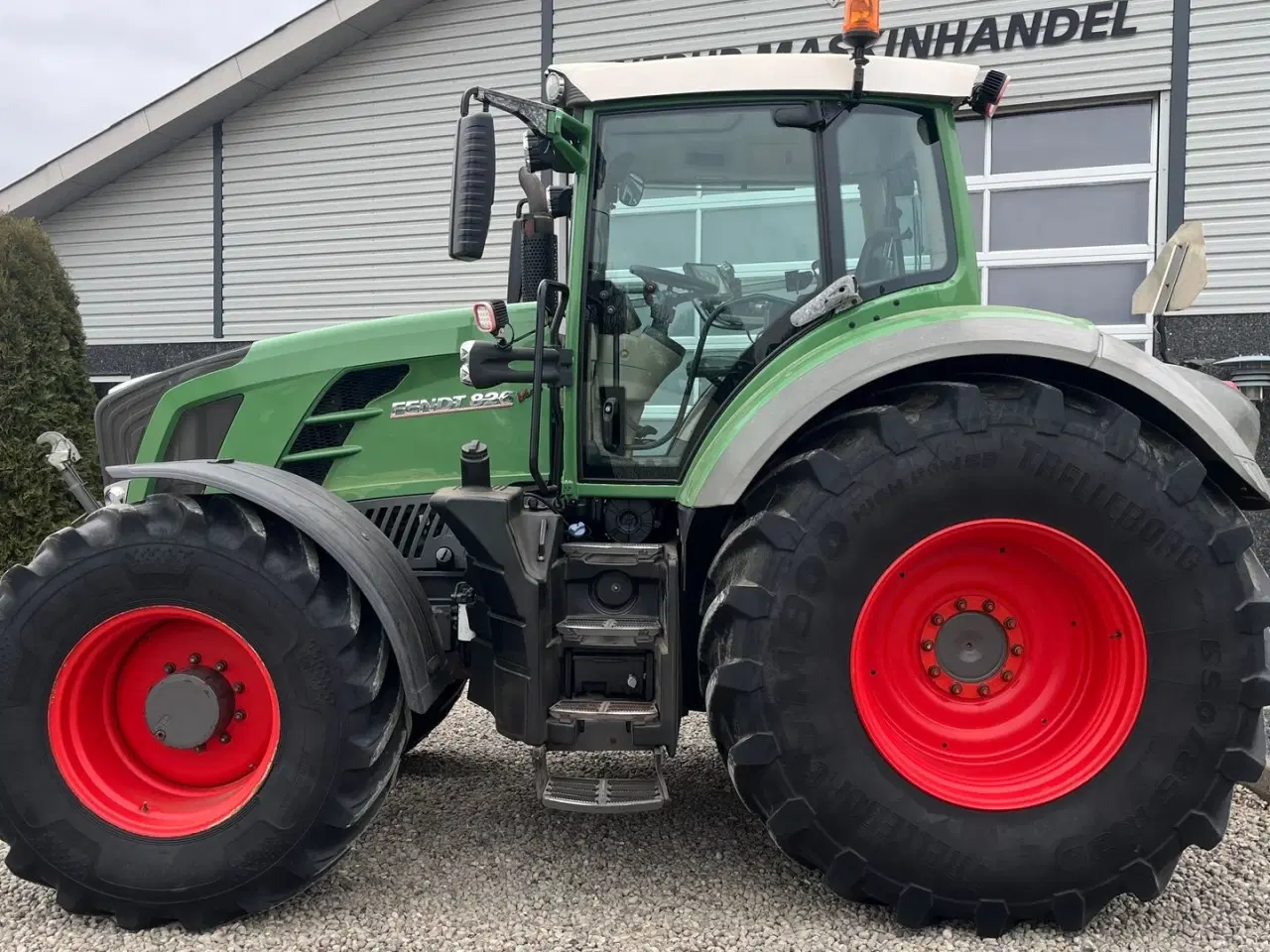 Billede 11 - Fendt 826 Vario med frontlift og frontpto