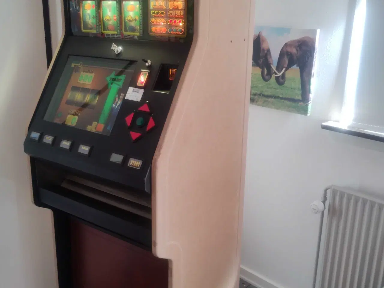 Billede 3 - Hot Shot spilleautomat 