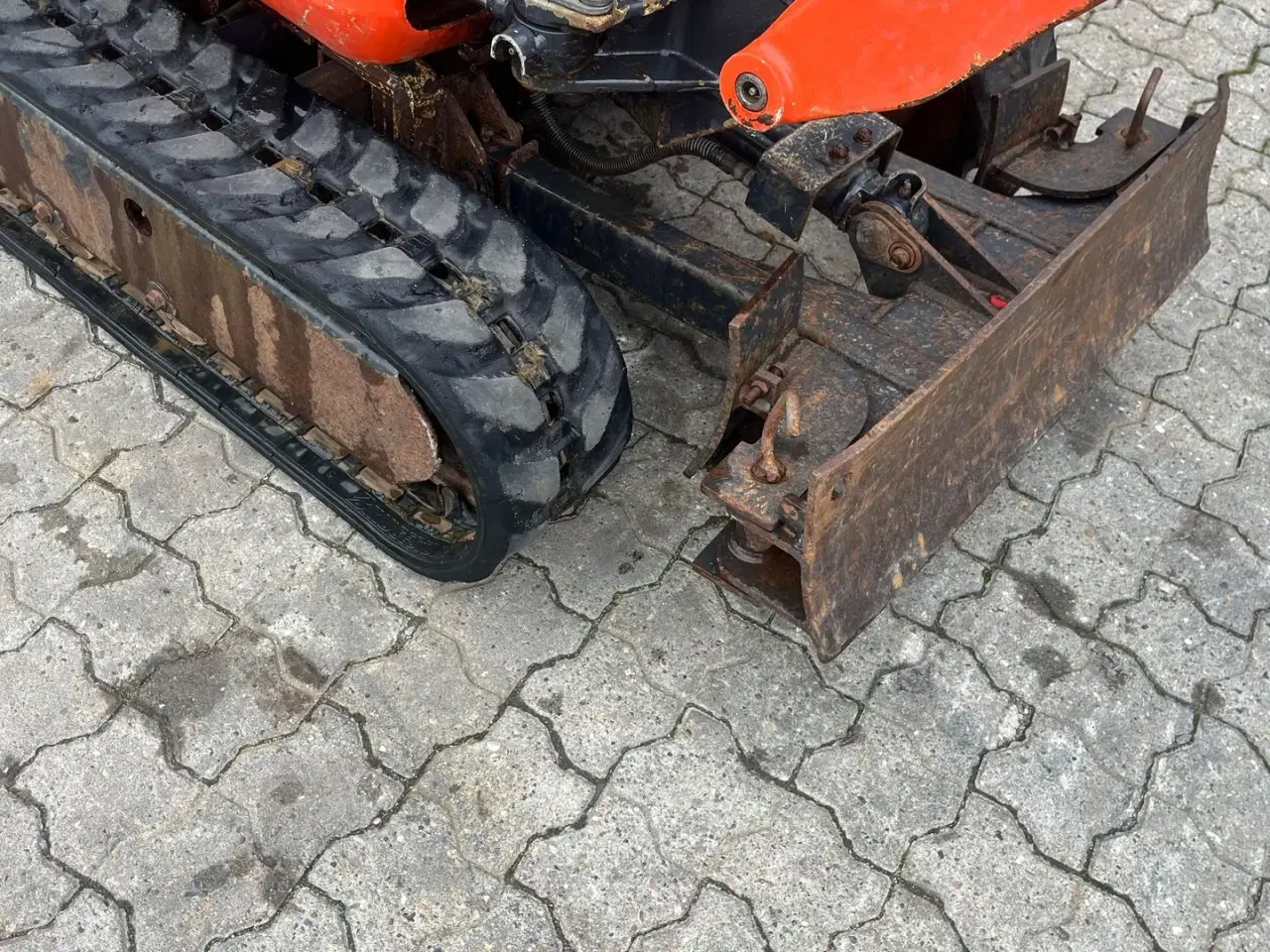 Billede 13 - Kubota U10-3 SL med udskudsarm