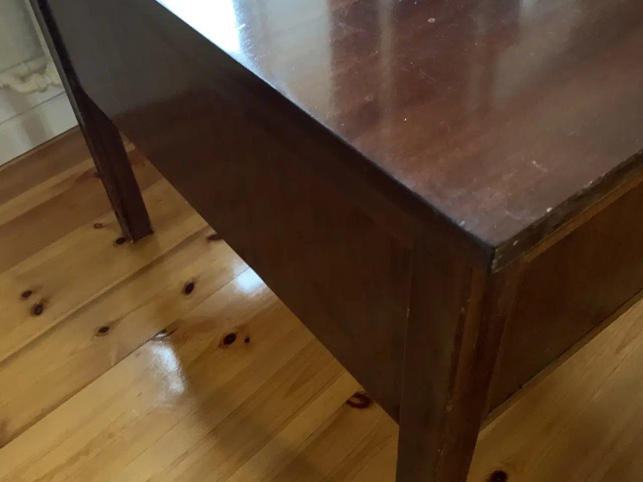 Billede 7 - Stort Skrivebord I mahogni