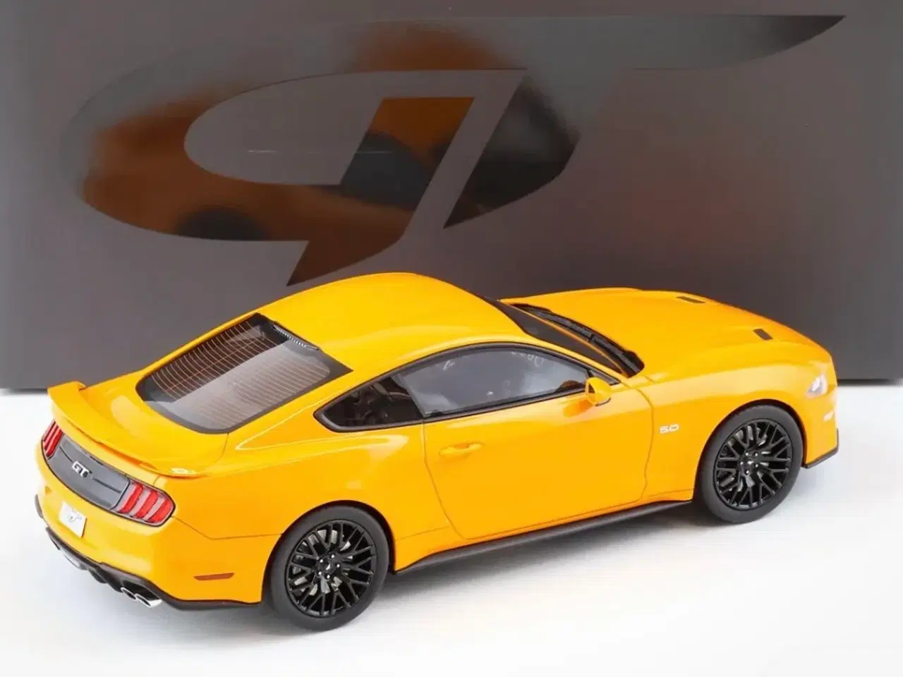 Billede 3 - 1:18 Ford Mustang GT Coupe 2019