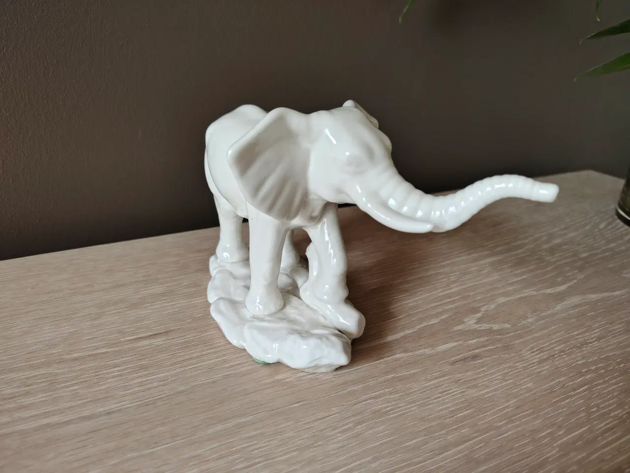 Billede 2 - Flot porcelæns elefant