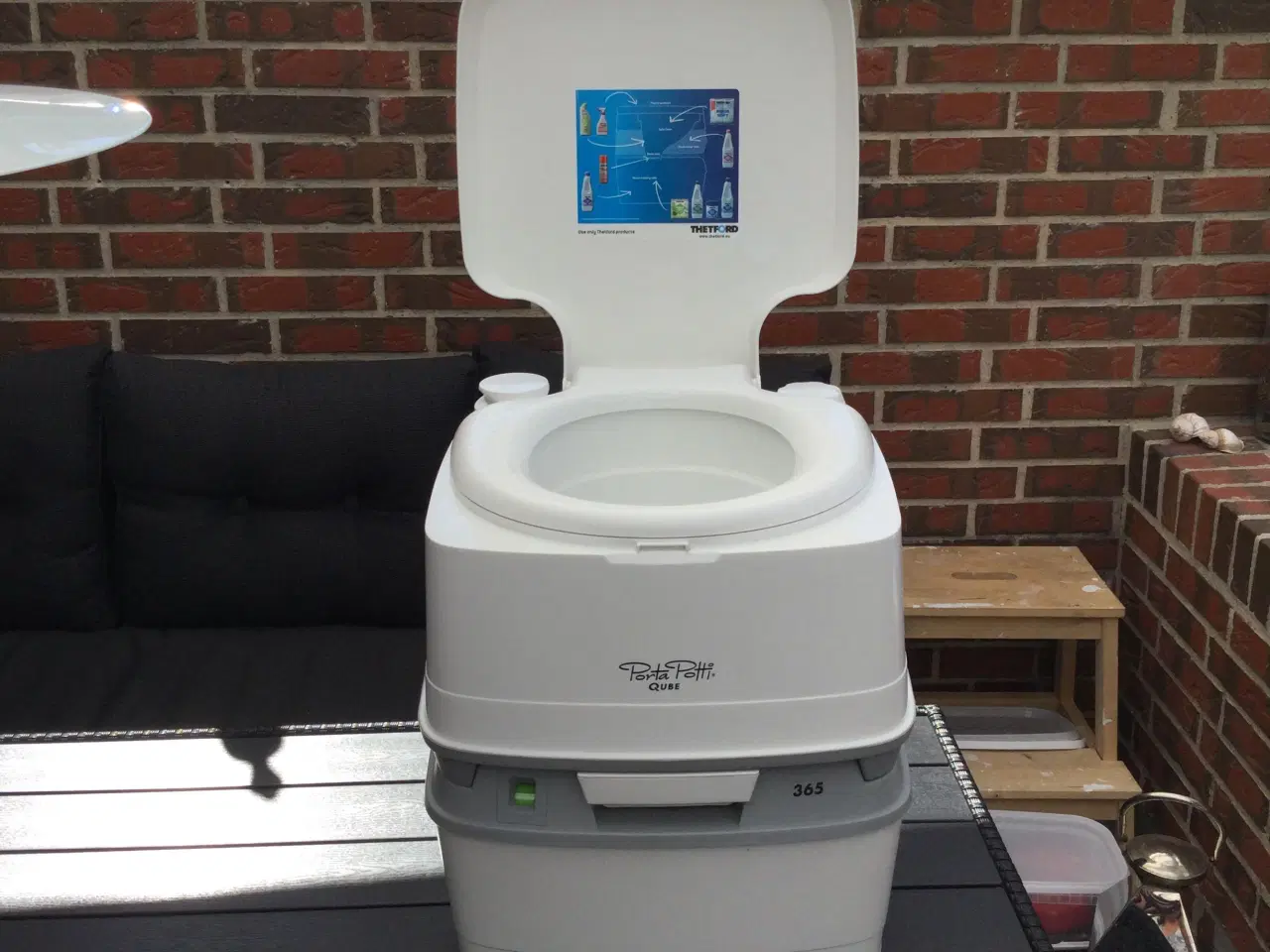 Billede 3 - Camping toilet , Porta Potti Qube.
