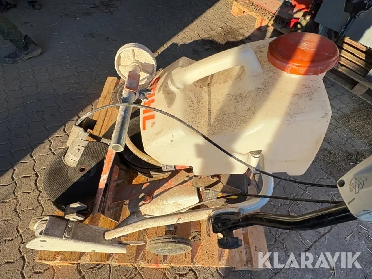 Billede 7 - Skæremaskine med vogn og klinger Stihl TS800