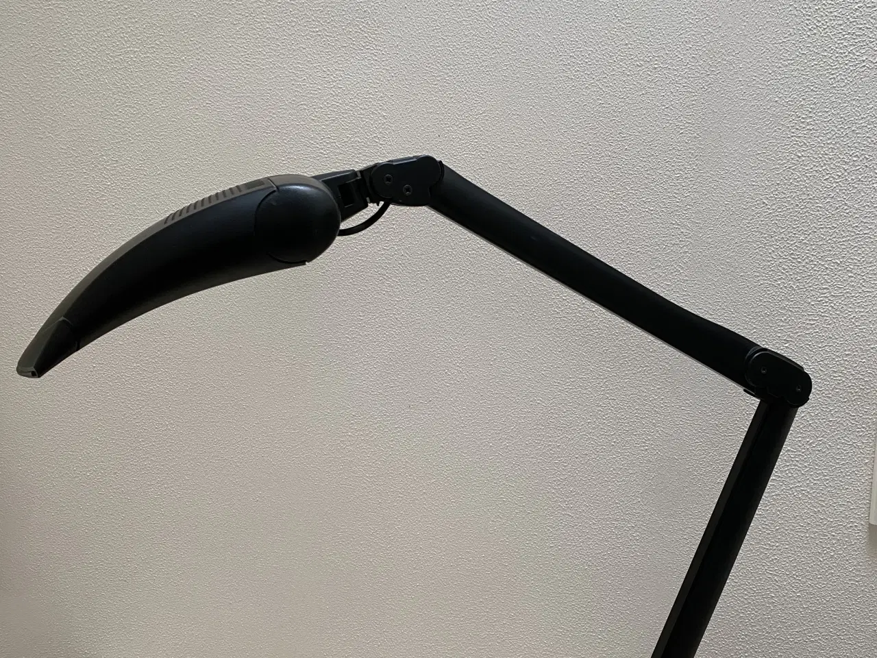 Billede 2 - Kontor lampe mrk “ Luxo”