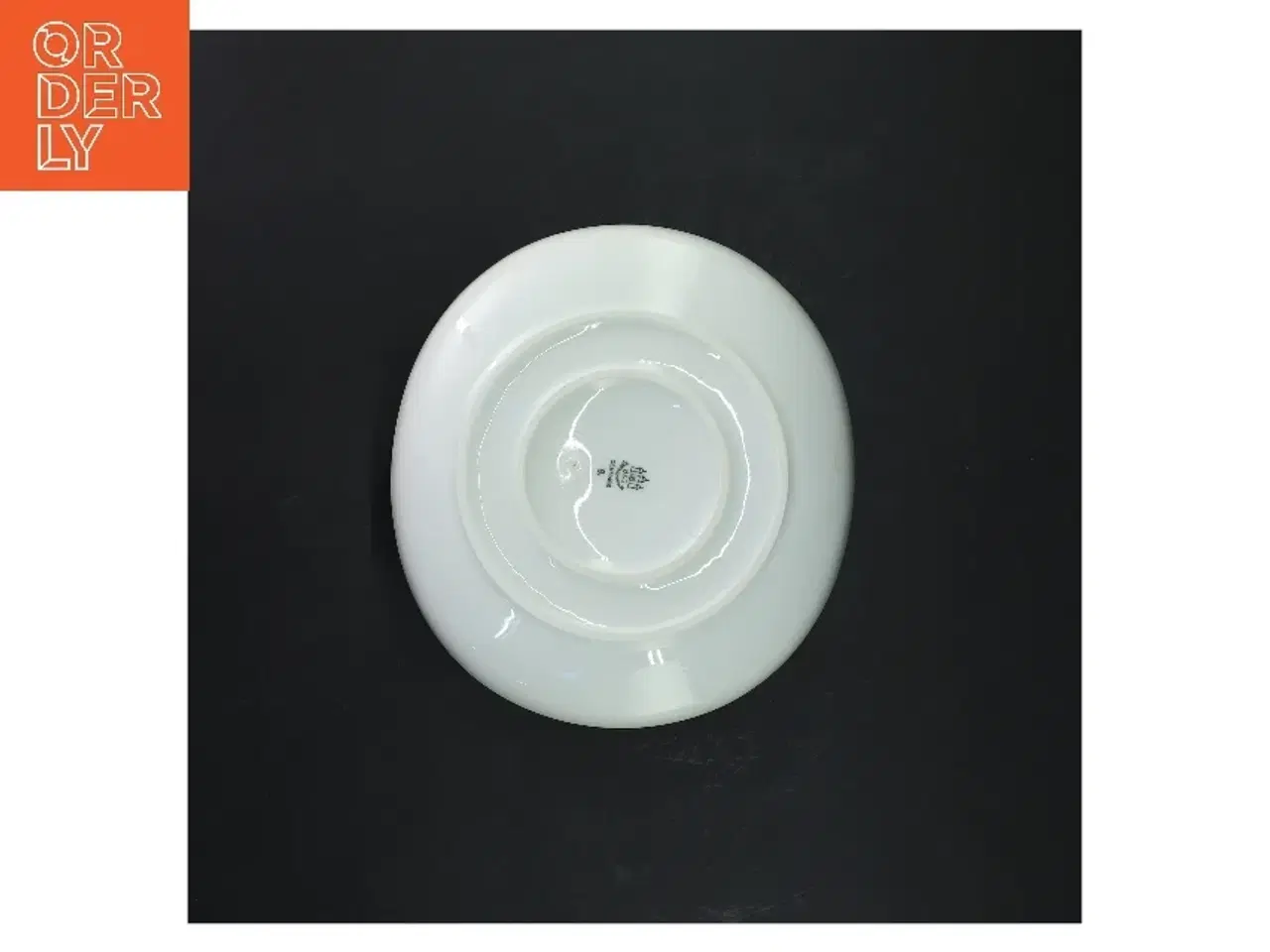 Billede 2 - Hvidpot sovseskål med underkop fra B&G (str. 18x16 cm)