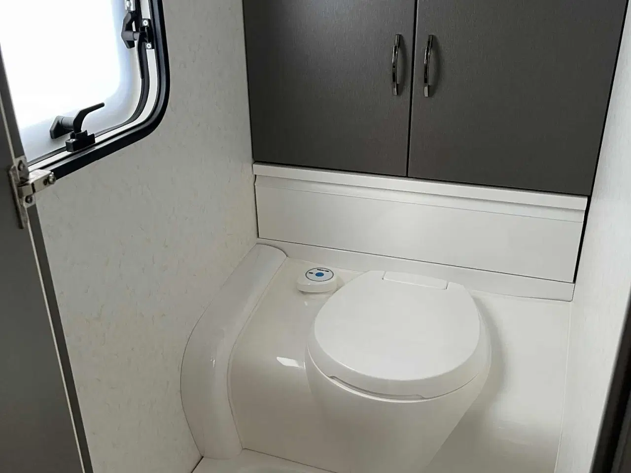 Billede 5 - Campingvogn med masser af plads