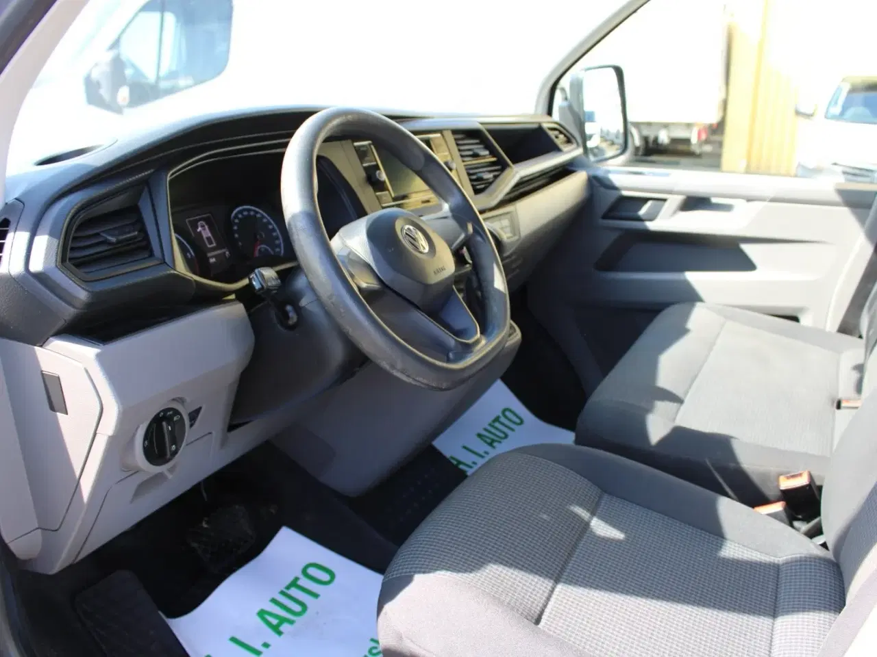 Billede 3 - VW Transporter 2,0 TDi 150 Mandskabsvogn DSG